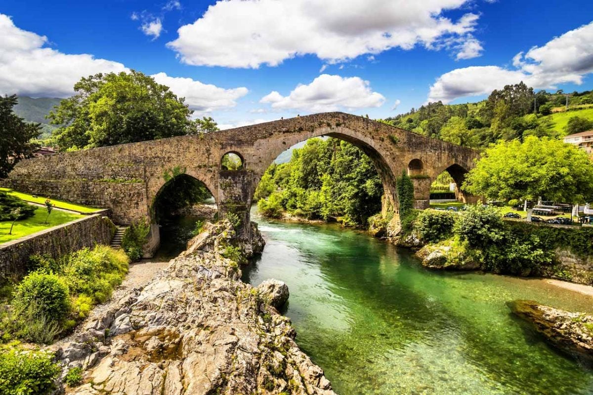 puente romano de cangas de onis